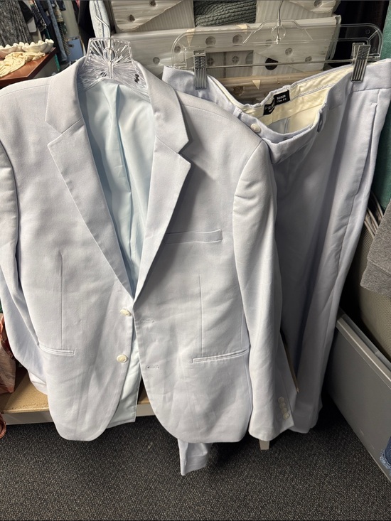 Primark Other - Primark suit 40R jacket 32R pants // 092619